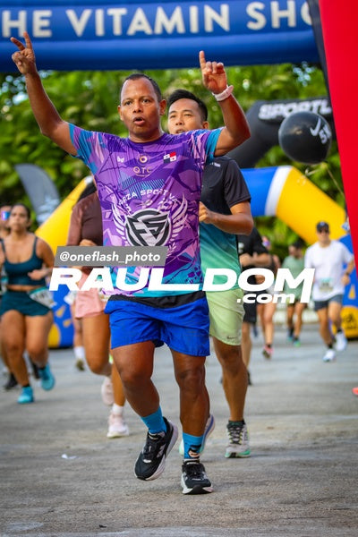 CircuitoCity5K-oneflashphoto-925.jpg