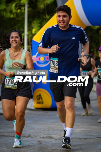 CircuitoCity5K-oneflashphoto-945.jpg