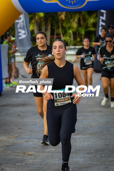 CircuitoCity5K-oneflashphoto-962.jpg