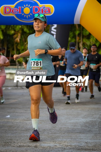 CircuitoCity5K-oneflashphoto-973.jpg