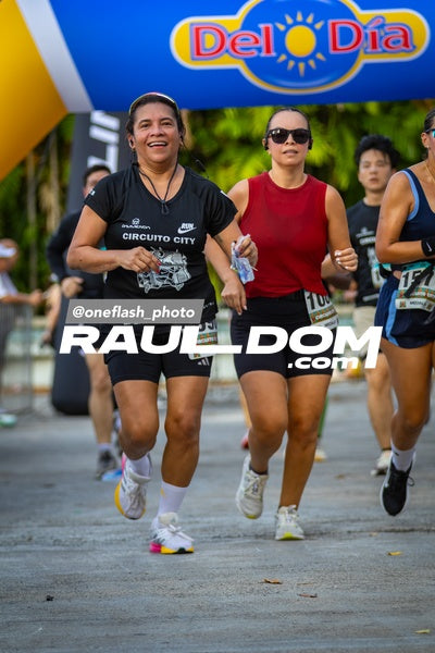 CircuitoCity5K-oneflashphoto-997.jpg