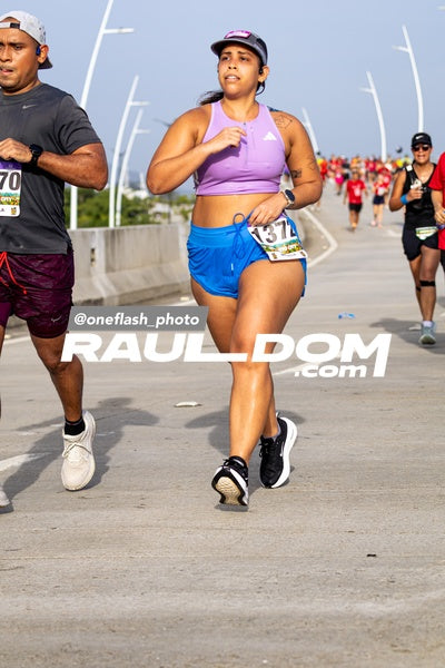 CircuitoCity8k-oneflashphoto-1974.jpg