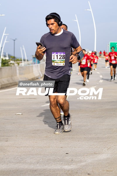 CircuitoCity8k-oneflashphoto-1985.jpg
