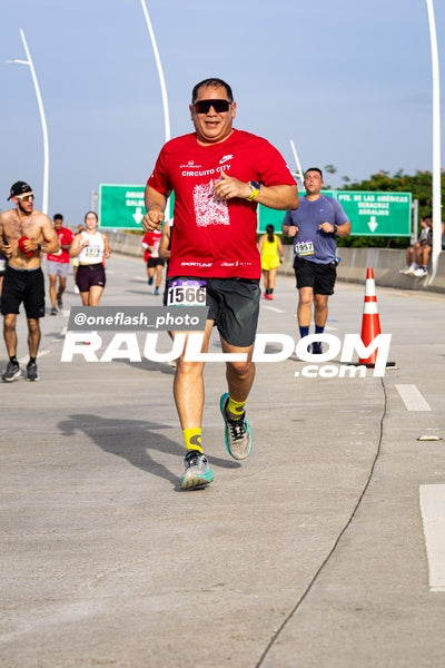 CircuitoCity8k-oneflashphoto-2110.jpg