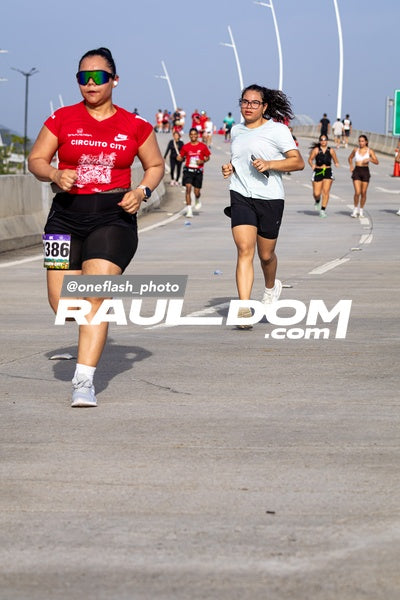 CircuitoCity8k-oneflashphoto-2640.jpg