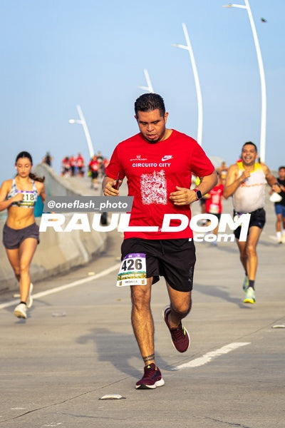 CircuitoCity8k-oneflashphoto-570.jpg
