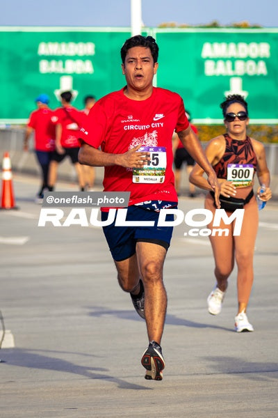 CircuitoCity8k-oneflashphoto-650.jpg