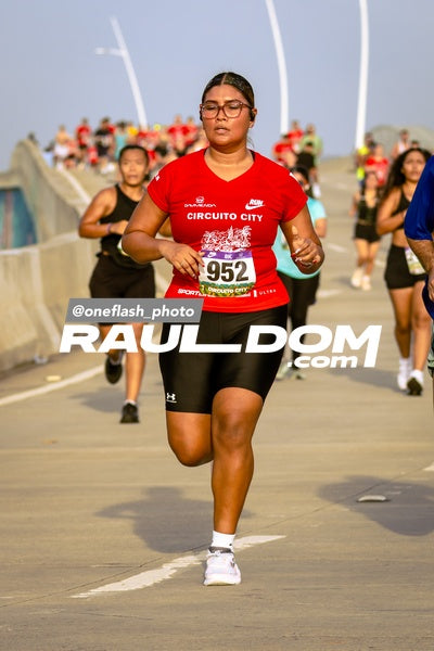 CircuitoCity8k-oneflashphoto-998.jpg