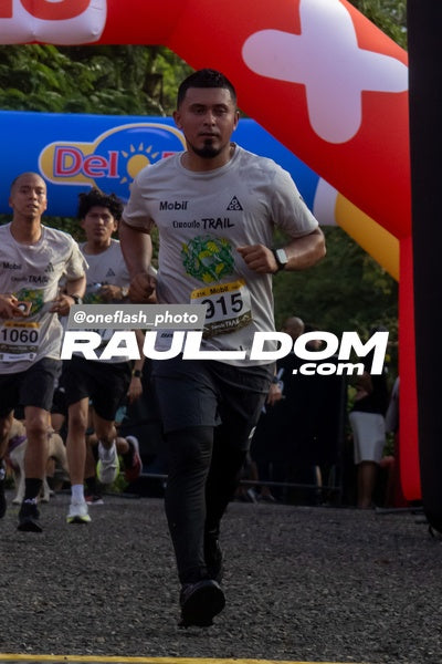 CircuitoTrail21k-oneflashphoto-1388.jpg