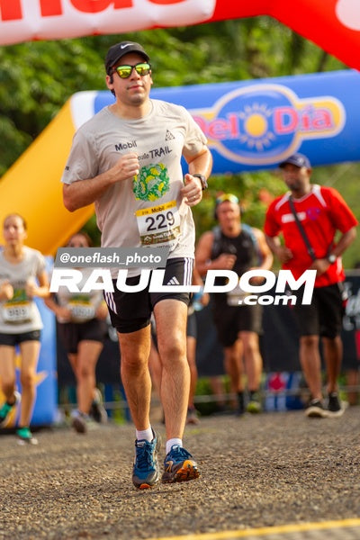 CircuitoTrail21k-oneflashphoto-480.jpg