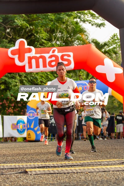 CircuitoTrail21k-oneflashphoto-550.jpg