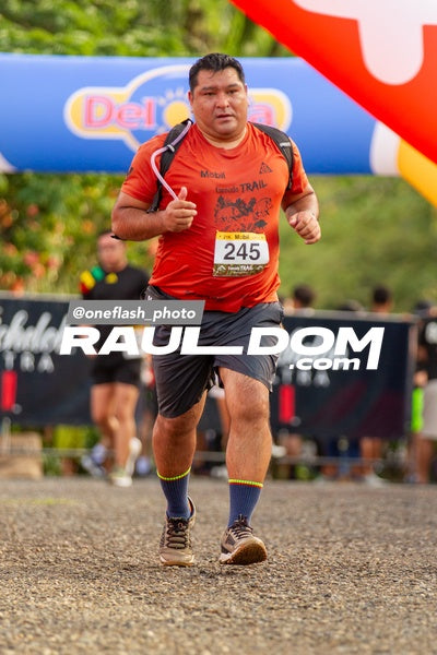CircuitoTrail21k-oneflashphoto-562.jpg