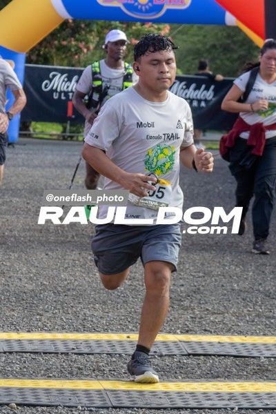 CircuitoTrail21k-oneflashphoto-636.jpg