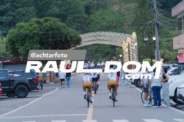 CyclingChallengeBoquete-achtarfoto-104361.jpg