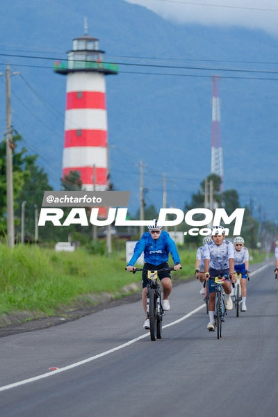 CyclingChallengeBoquete-achtarfoto-105193.jpg