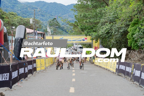 CyclingChallengeBoquete-achtarfoto-108366.jpg