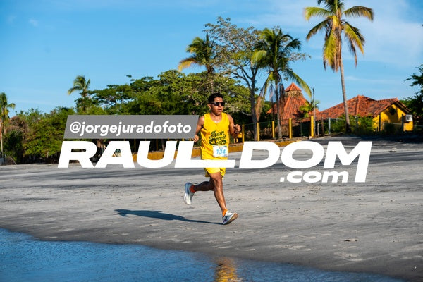 JuanHombronTrailRun-jorgejuradofoto-300.jpg