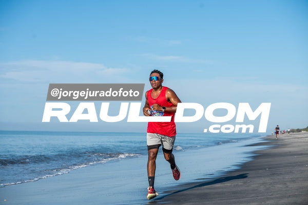 JuanHombronTrailRun-jorgejuradofoto-360.jpg