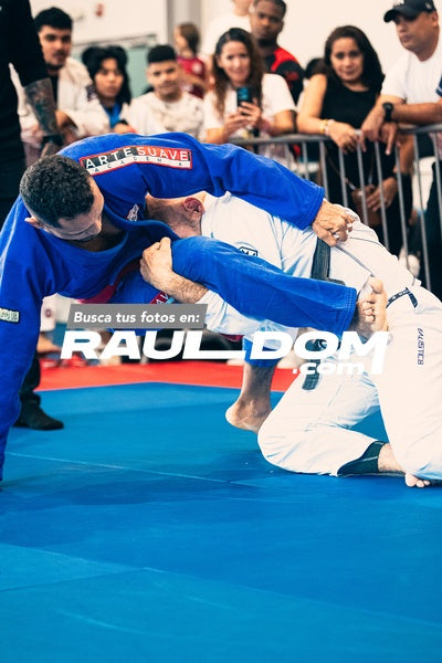 MagmaProFights-elguillephoto-0613.jpg
