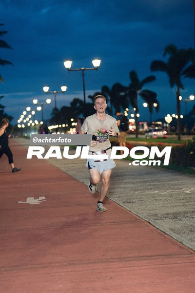 NightRun-achtarfoto-101417.jpg