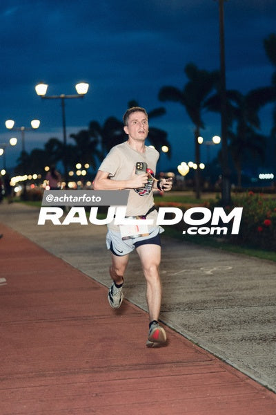 NightRun-achtarfoto-101418.jpg