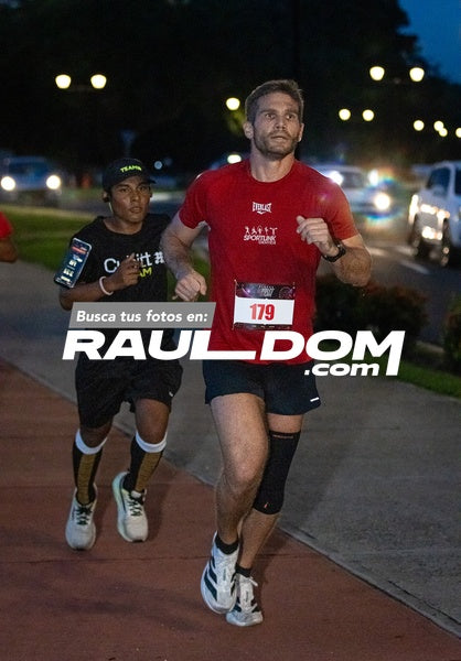 NightRun-elguillephoto-9191.jpg