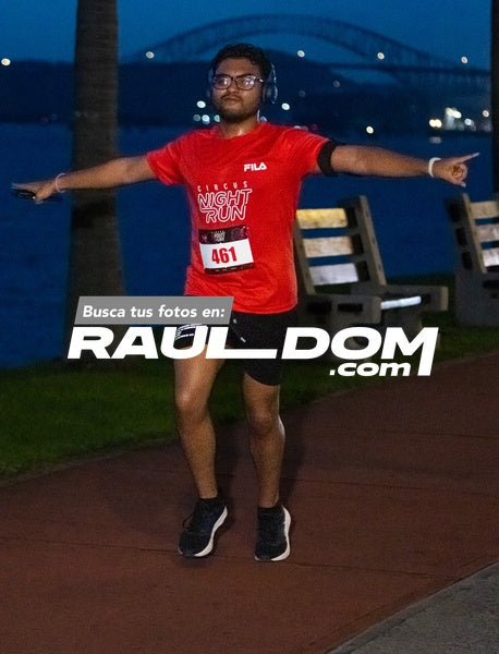 NightRun-elguillephoto-9206.jpg