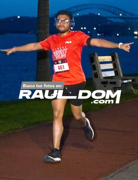 NightRun-elguillephoto-9207.jpg