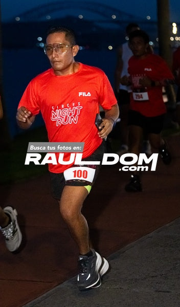 NightRun-elguillephoto-9211.jpg