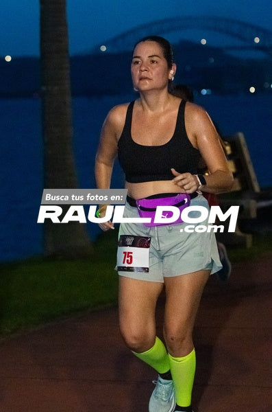 NightRun-elguillephoto-9217.jpg