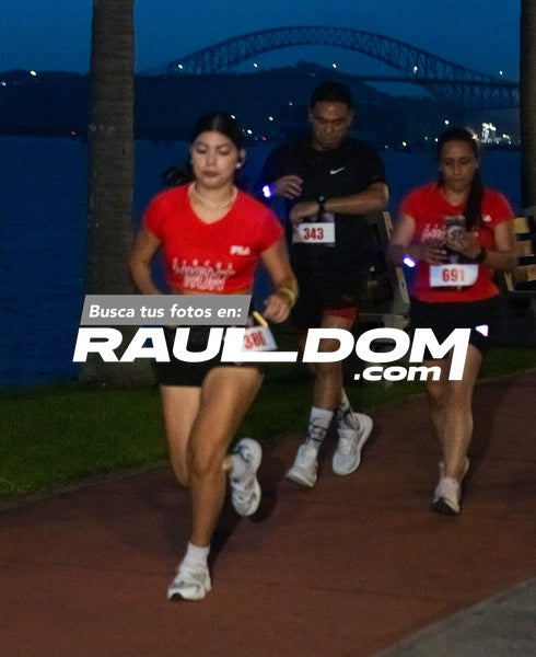 NightRun-elguillephoto-9225.jpg
