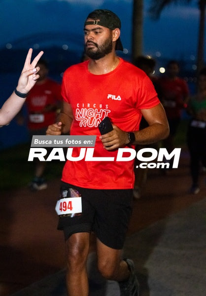 NightRun-elguillephoto-9228.jpg