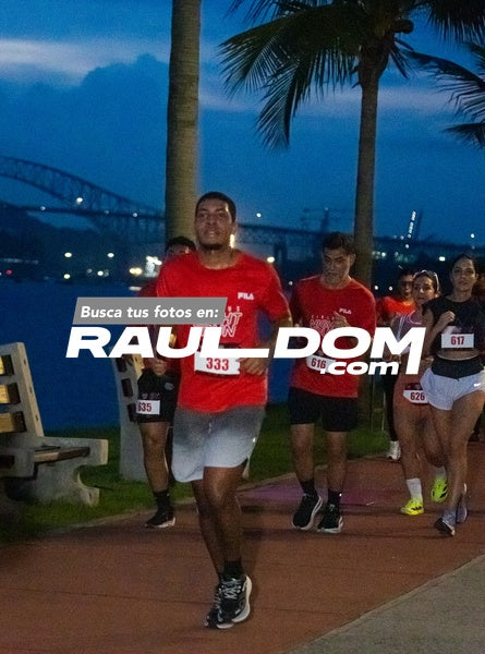 NightRun-elguillephoto-9237.jpg