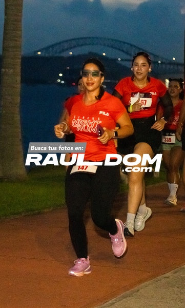 NightRun-elguillephoto-9240.jpg