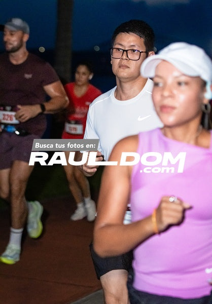 NightRun-elguillephoto-9251.jpg