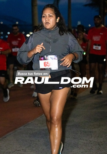 NightRun-elguillephoto-9257.jpg