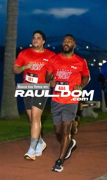 NightRun-elguillephoto-9278.jpg