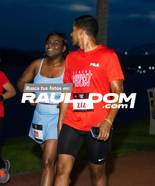 NightRun-elguillephoto-9284.jpg