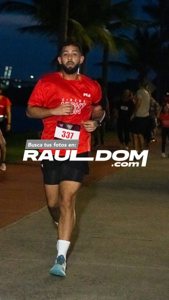 NightRun-elguillephoto-9291.jpg