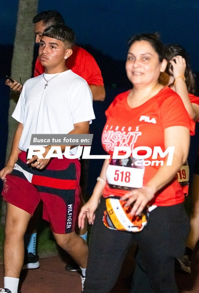 NightRun-elguillephoto-9292.jpg