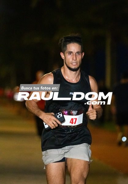 NightRun-elguillephoto-9305.jpg
