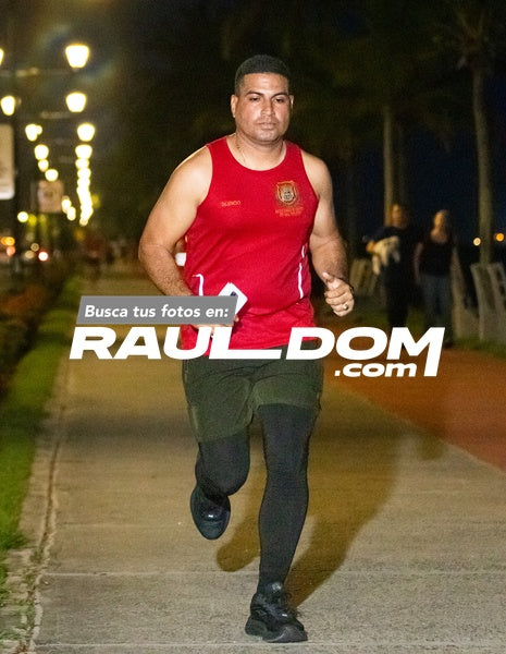 NightRun-elguillephoto-9308.jpg