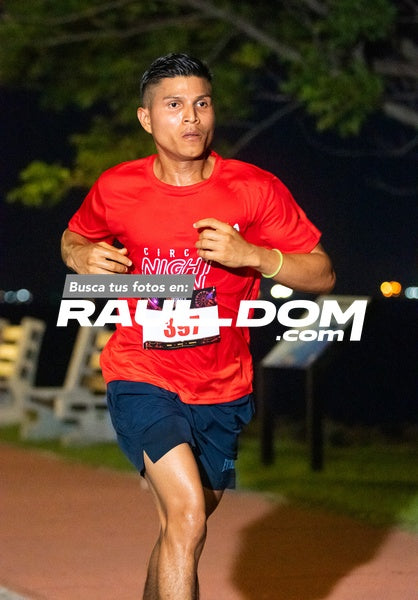 NightRun-elguillephoto-9323.jpg