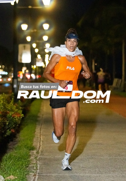 NightRun-elguillephoto-9328.jpg