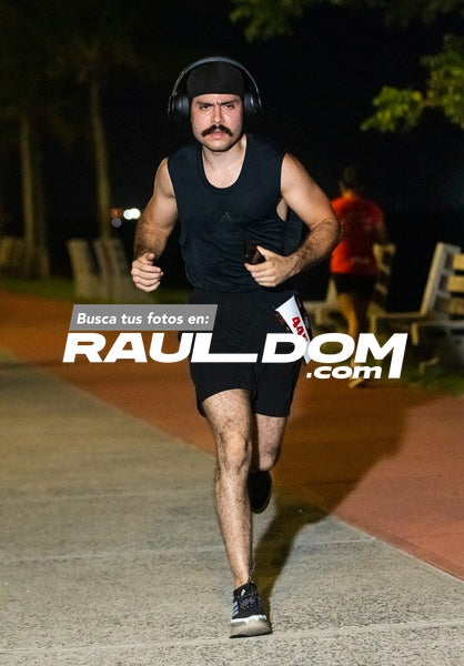 NightRun-elguillephoto-9356.jpg
