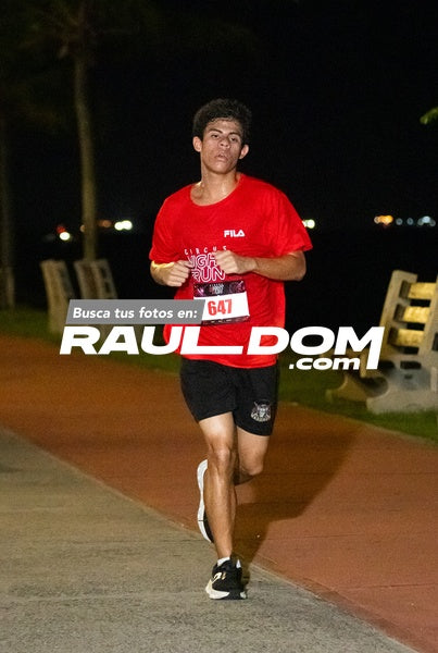 NightRun-elguillephoto-9379.jpg