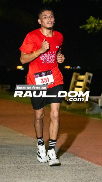 NightRun-elguillephoto-9406.jpg