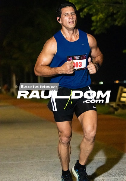 NightRun-elguillephoto-9429.jpg