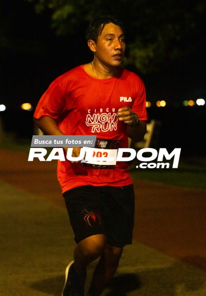 NightRun-elguillephoto-9443.jpg