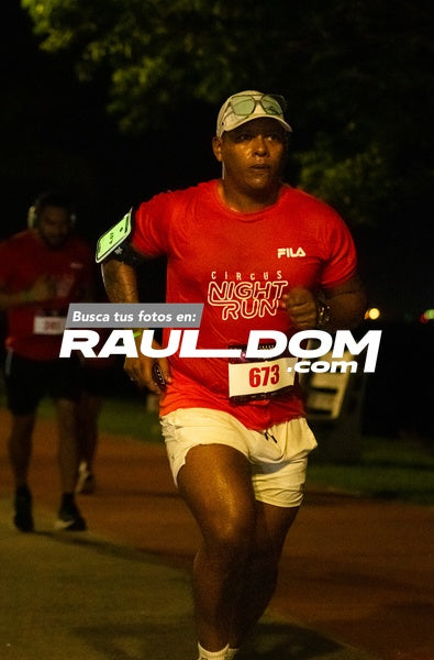 NightRun-elguillephoto-9463.jpg